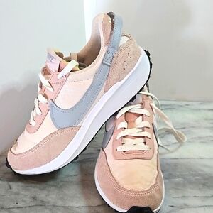 Nike Women's Waffle Debut Pink Oxford Grey Size 9